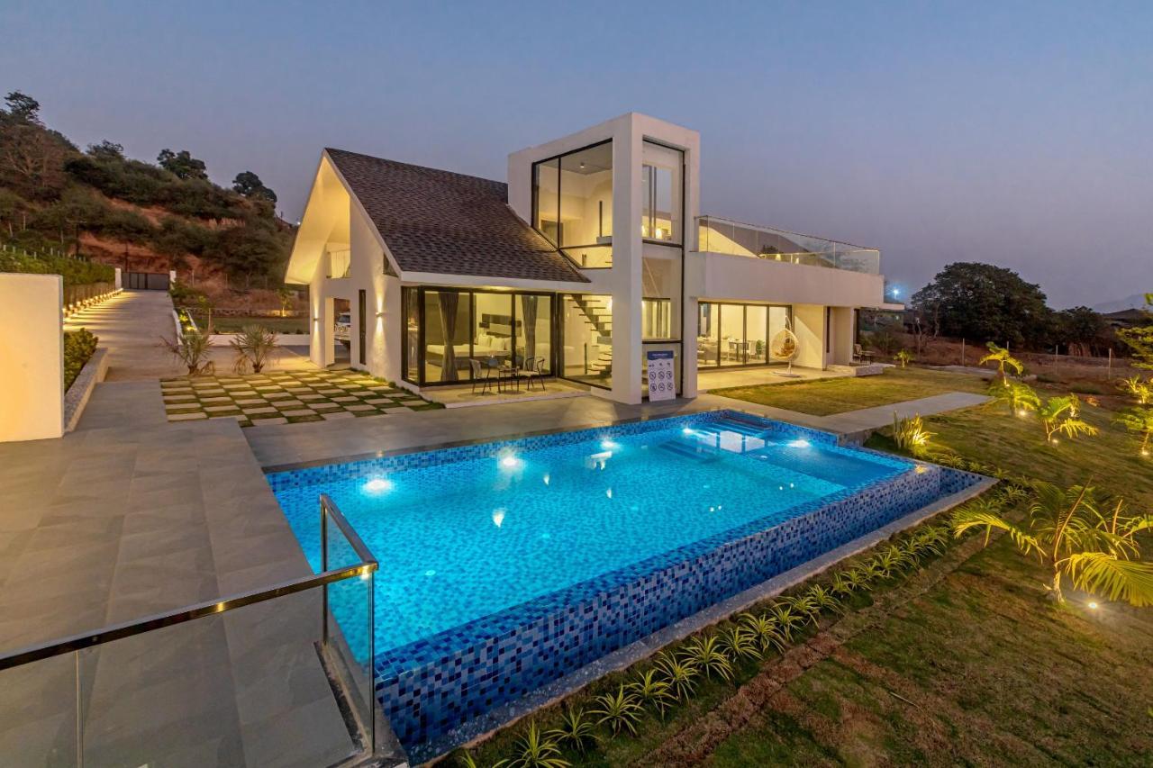 Saffronstays Stargazer, Karjat - Luxury Pool Villa With Lake View Buitenkant foto